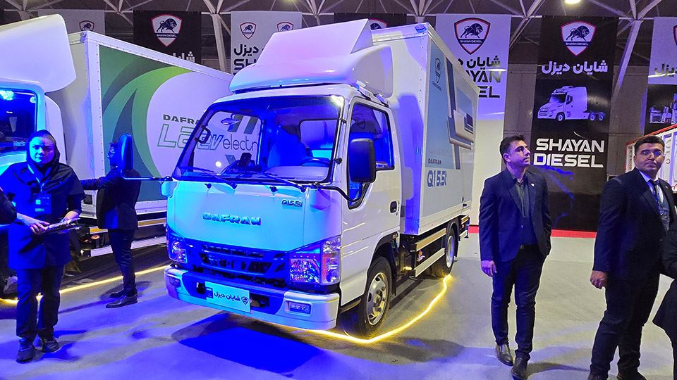 بررسی کامیونت دافران Q1 شایان دیزل