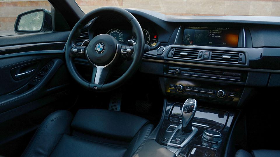 ملاقات با ب‌ ام‌ و 528i اتاق F10