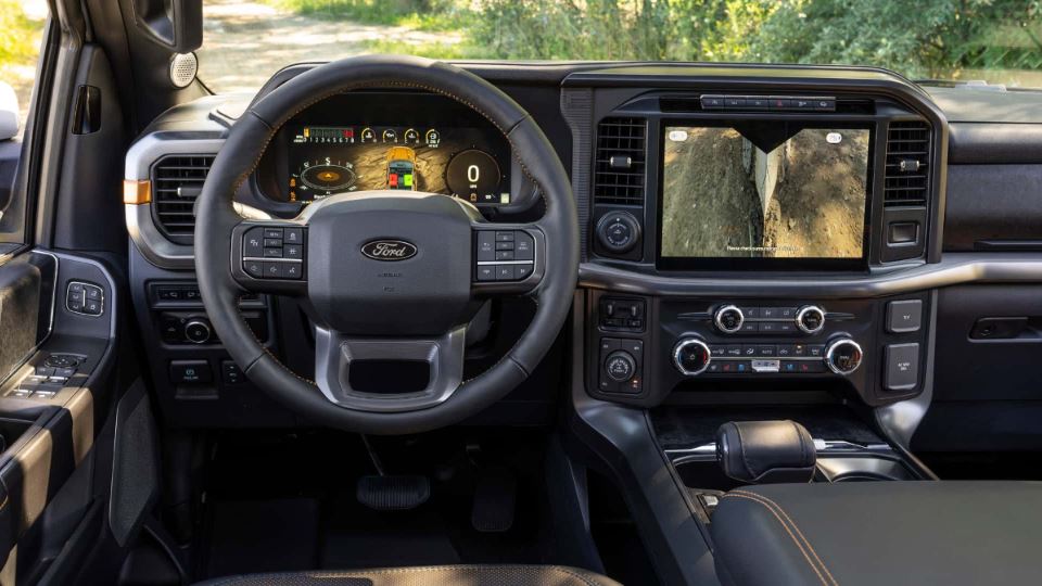 معرفی فورد F150 مدل 2024