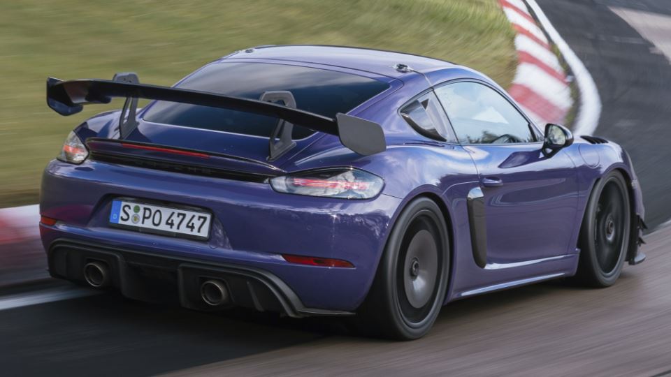 معرفی پورشه 718 کیمن GT4 RS با کیت منتی