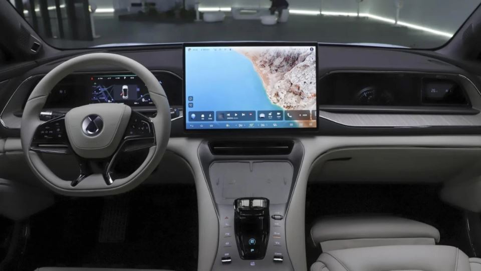 کراساور BYD دنزا N7