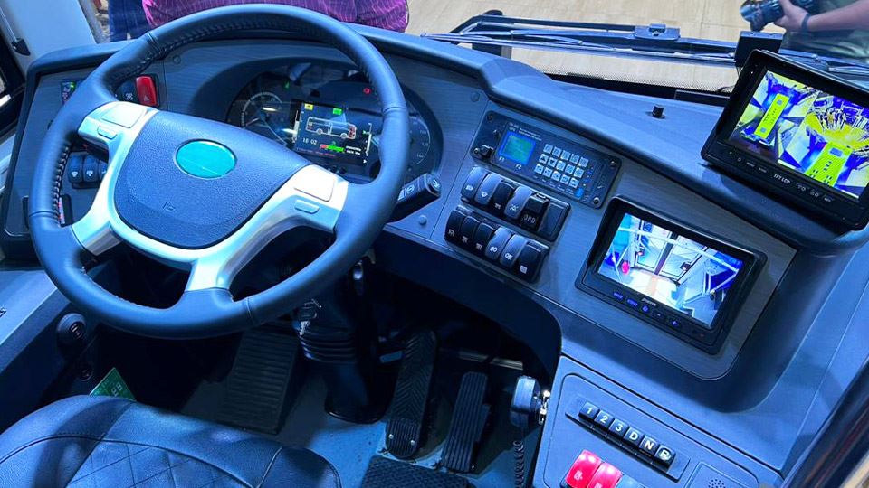 بررسی اتوبوس فوتون C12 زامیاد (FOTON C12)