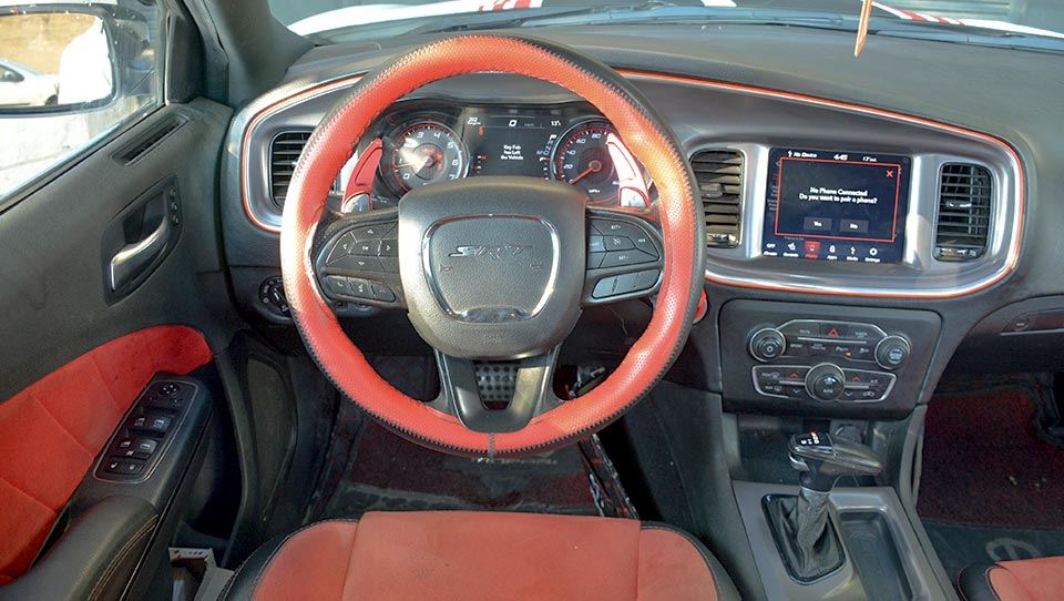 ملاقات با دوج چارجر R/T HEMI