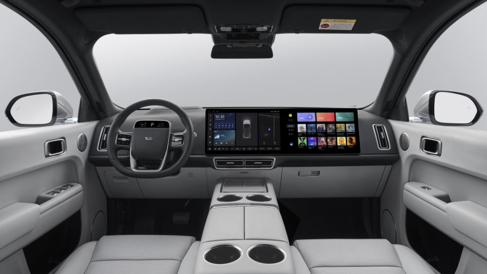 معرفی Li Auto L8