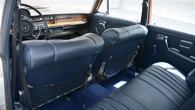 ملاقات با مرسدسبنز W108 مدل 1970