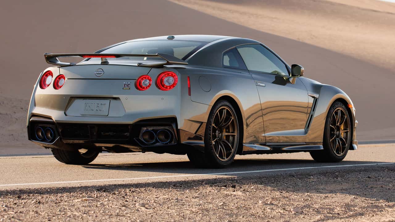 فروش نیسان GT-R در سال 2023 584 درصد افزایش یافت
