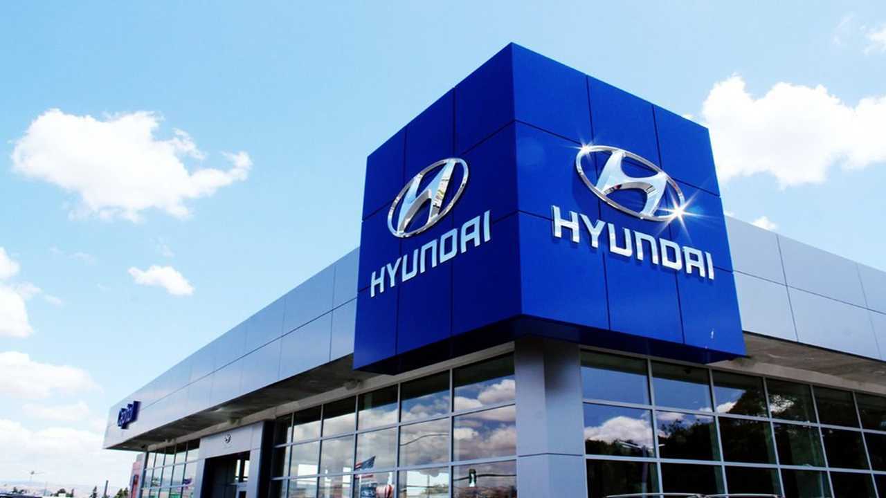 دولت ممنوعیت هزینه های آشغال را به دلیل اعتراضات دلالان متوقف کرد