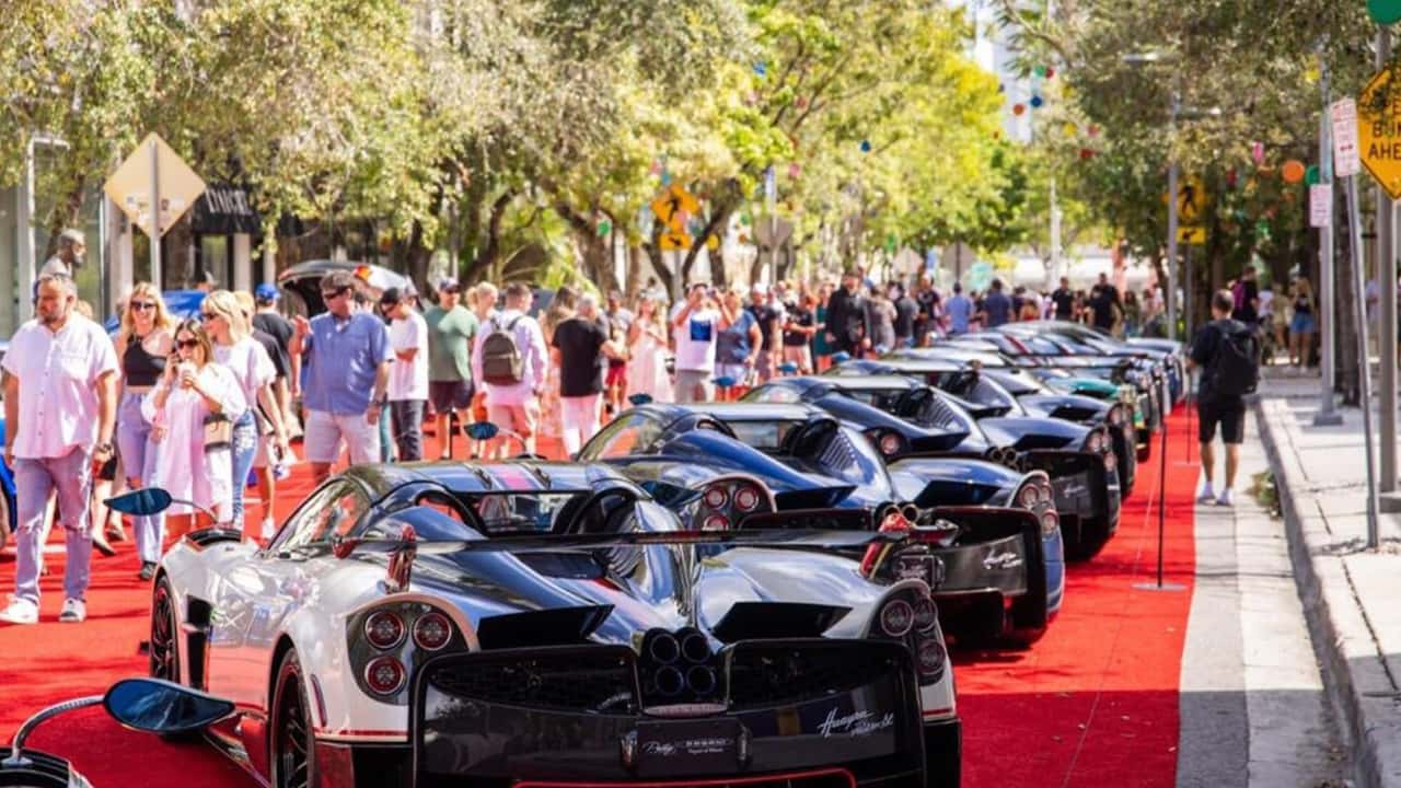 گروه ثبت دوپونت بخشی از کنکور میامی را در منطقه طراحی کلاس جهانی میامی دریافت می کند