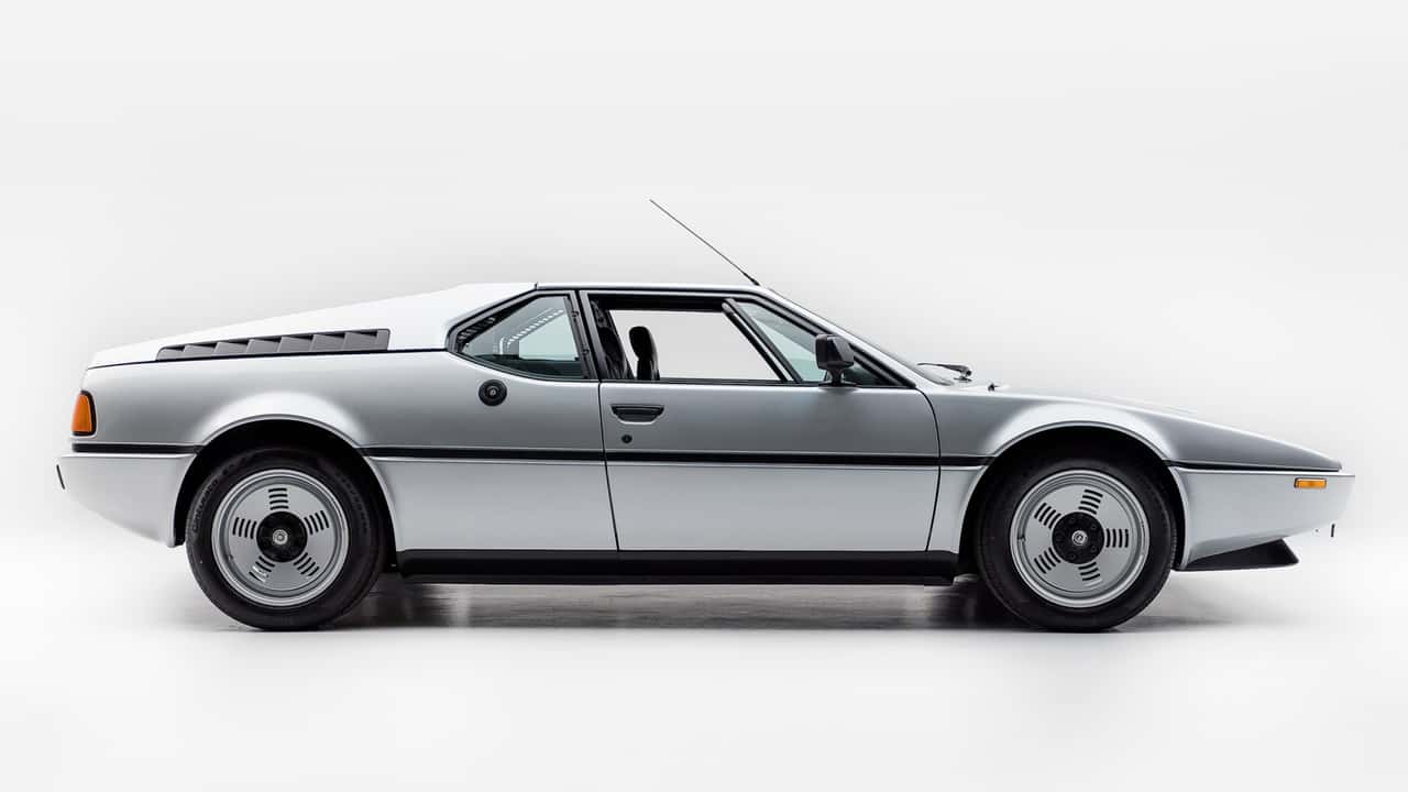 بی ام و فقط سه M1 در این رنگ ساخته است و شما می توانید یکی بخرید