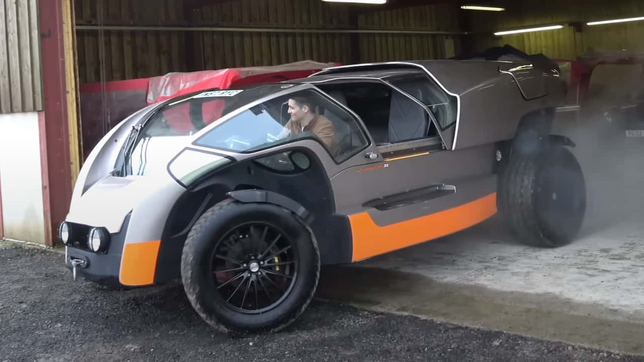 این نمونه اولیه دوزیست وحشی توسط مالک سابق TVR ساخته شده است. هنوز هم اجرا می شود و درایو می کند