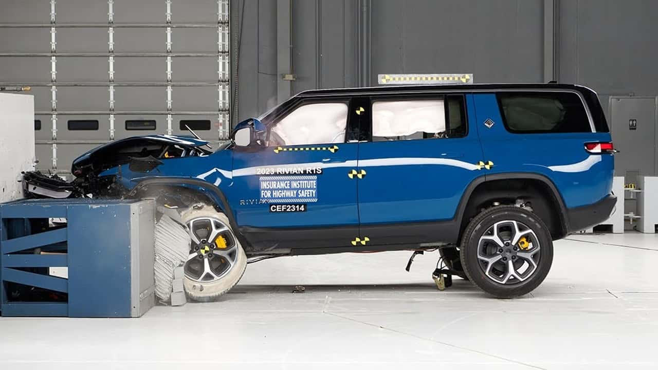 IIHS می گوید تست تصادف در سال 2025 حتی سخت تر می شود