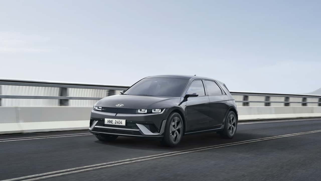 Hyundai Ioniq 5 N Line جدید دارای دکمه های بیشتر و یک برف پاک کن عقب است