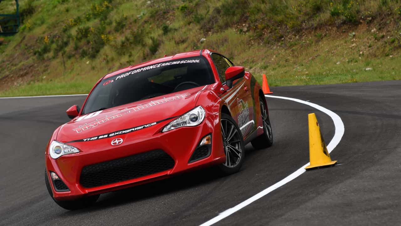 Scion FR-S یک کلاسیک مدرن است