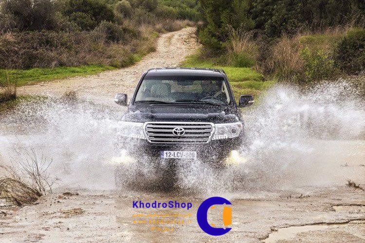 تویوتا لندکروزر شاسی بلند