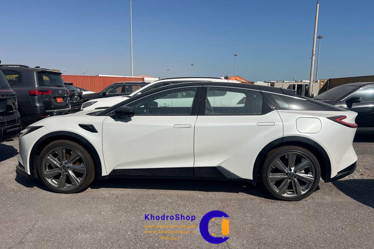 تویوتا bZ5 در گمرک ایران