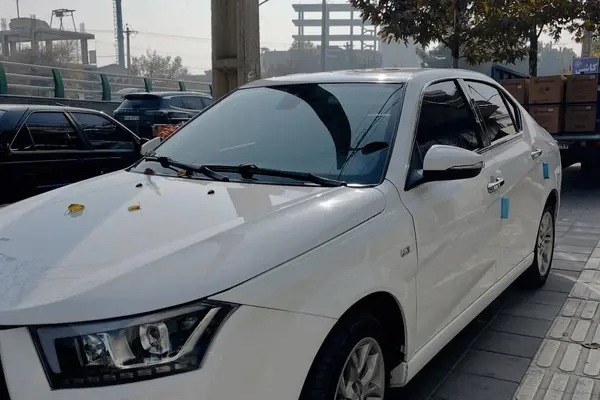 نمای 2 از خرید دنا، پلاس EF7P، 6 دنده، مدل 1405 مدل 1405 رنگ سفید / داخل مشکی نقدی و اقساطی در خودروشاپ