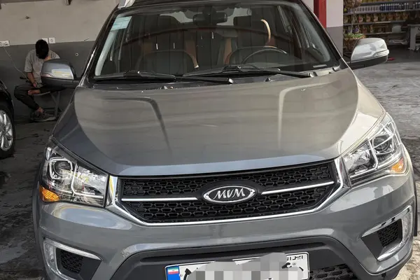 ام وی ام، X22، اتوماتیک اسپرت لاکچری، مدل 1400