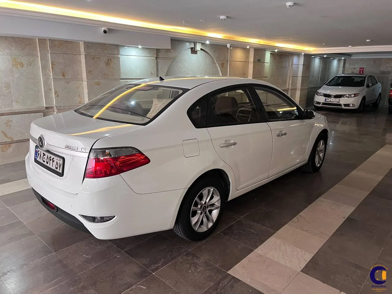 نمای 2 از خرید برلیانس H330 دنده‌ای 1500cc مدل 2016-1395 مدل 2016-1395 رنگ سفید نقدی و اقساطی در خودروشاپ