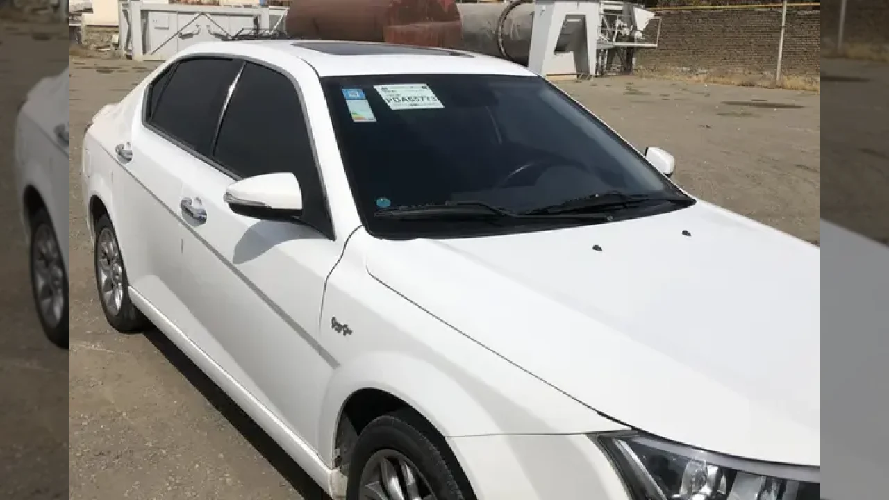 قیمت مرجع دنا، پلاس EF7 مدل 1402 حدود 2,425,000,000 تومان؛ این آگهی را بررسی کنید