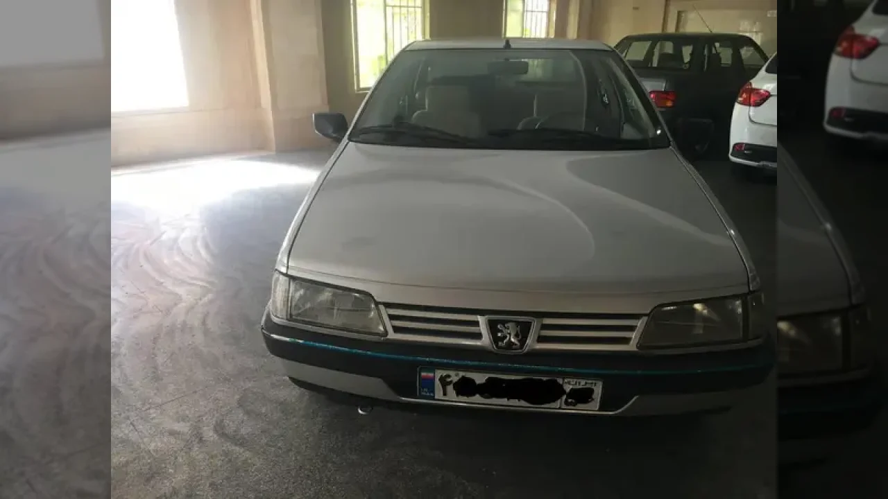 مقایسه قیمت پژو، 405 مدل 1392 با بازار؛ خرید این خودرو منطقی است؟