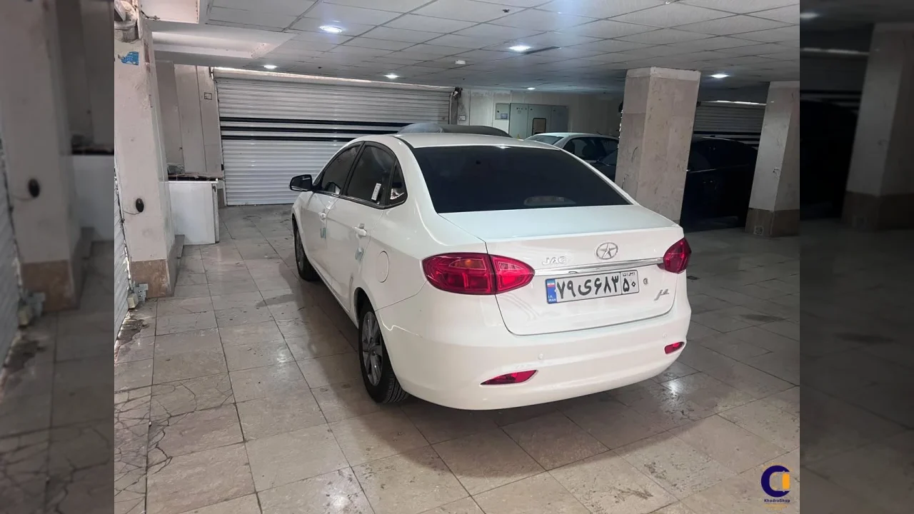 قبل از خرید جک J4 مدل 2025-1404 این قیمتها و گزارش کارشناسی را ببینید