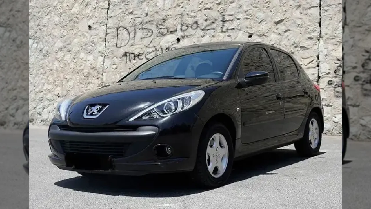 مقایسه قیمت پژو، 207 مدل 1403 با بازار؛ خرید این خودرو منطقی است؟