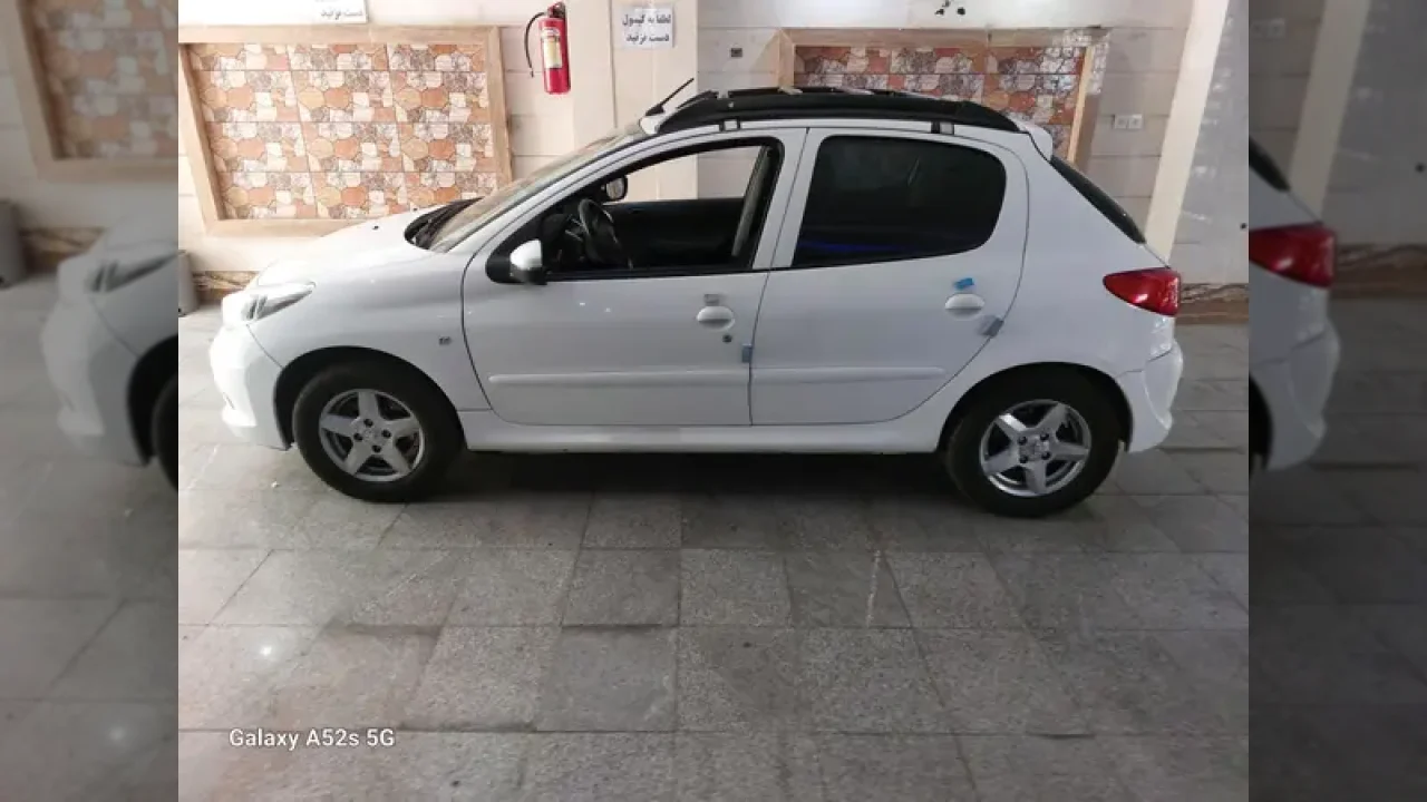 یک پژو، 207 مدل 1400 تازه در نمایشگاه خودروشاپ؛ قیمت و جزئیات کامل