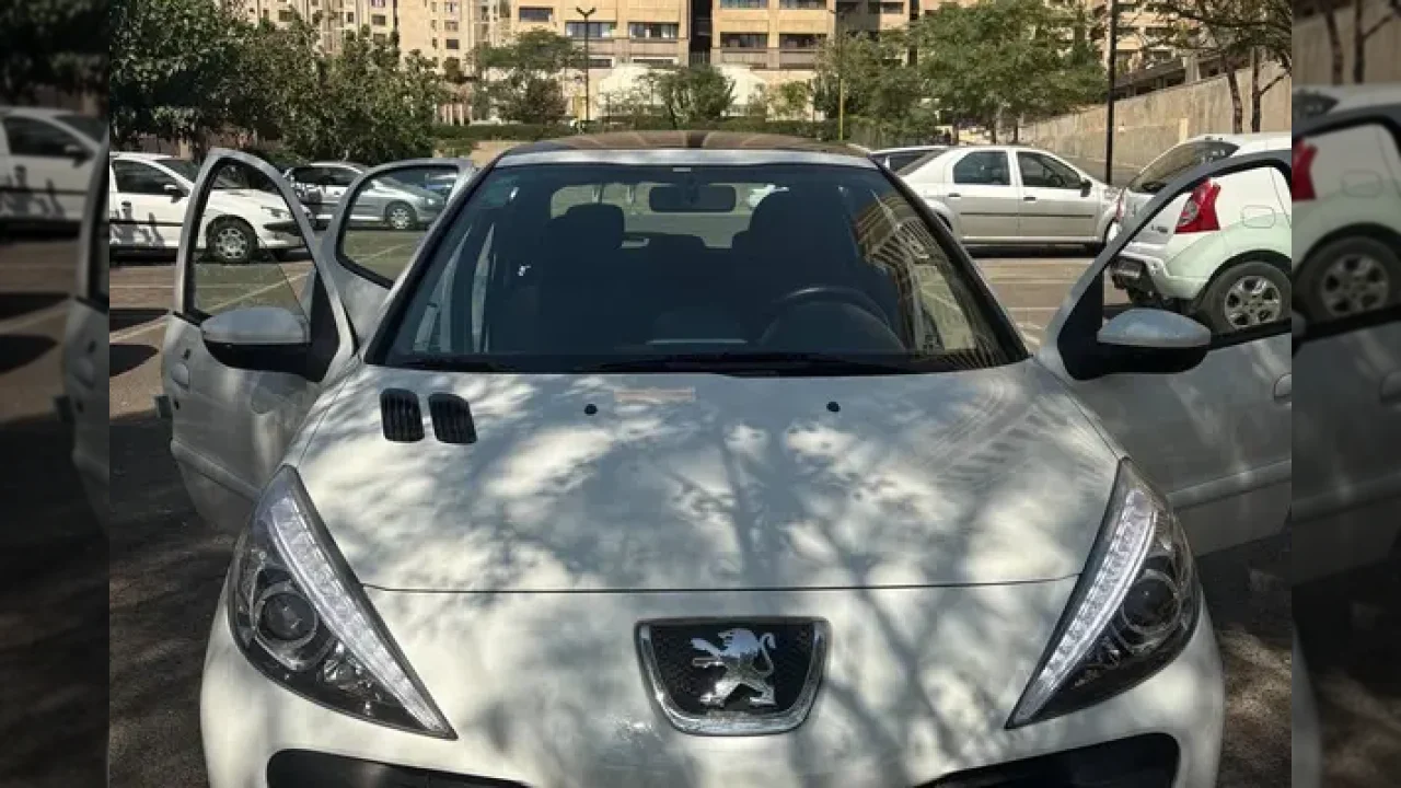 قبل از خرید پژو، 207 مدل 1402 این قیمت‌ها و گزارش کارشناسی را ببینید