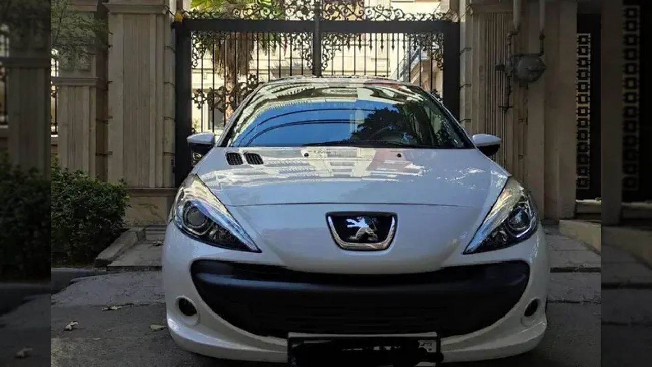 شرایط خرید پژو 207 مدل 1402؛ مقایسه قیمت بازار و آگهی خودروشاپ