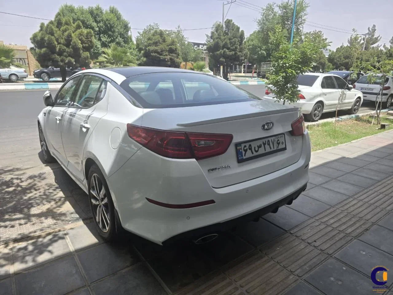 نمای 2 از خرید کیا اپتیما 2400cc مدل 2015-1394 مدل 2015-1394 رنگ سفید نقدی و اقساطی در خودروشاپ نمای 2 از خرید کیا اپتیما 2400cc مدل 2015-1394 مدل 2015-1394 رنگ سفید نقدی و اقساطی در خودروشاپ