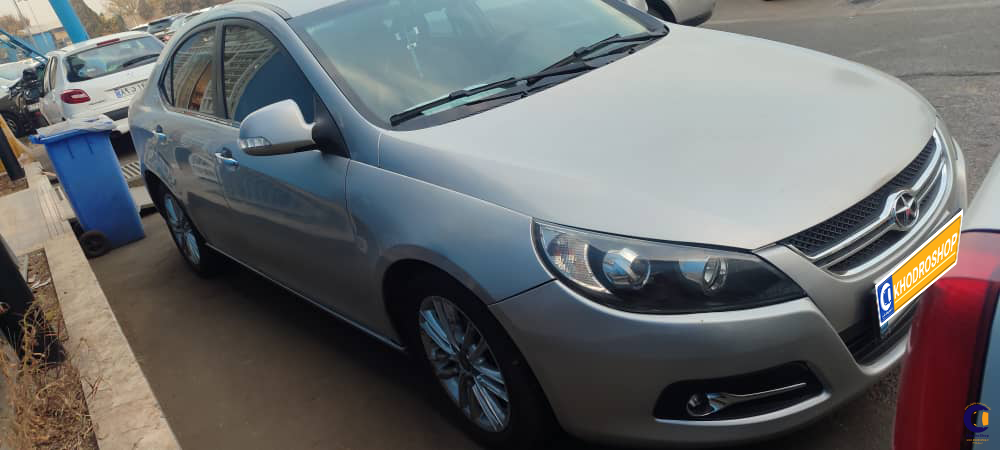 جک J5 اتوماتیک 1800cc مدل  2017-1396