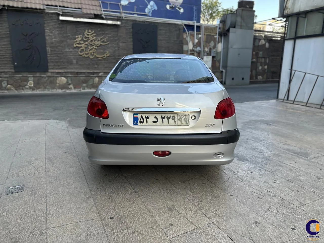 نمای 4 از خرید پژو 206 SD V8 مدل 2007-1386 مدل 2007-1386 رنگ نقره ای نقدی و اقساطی در خودروشاپ