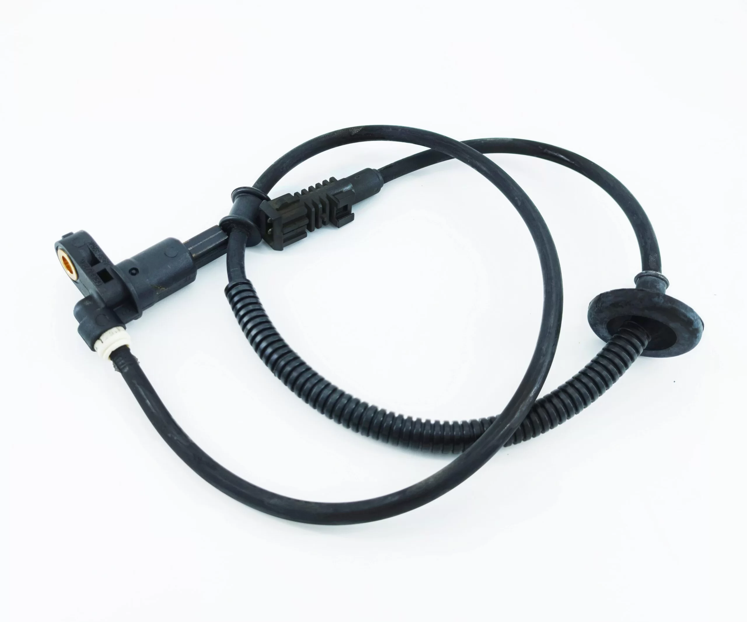 سنسور ABS خراب است؟ اگر تعمیر نکنید، ممکن است سیستم ترمز از کار بیفتد!