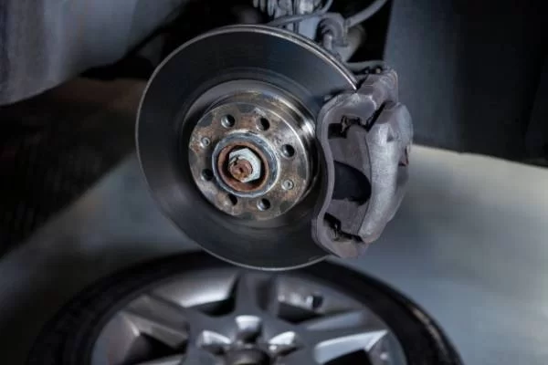 ترمز ماشینتان نمی‌گیرد؟ این مشکل ممکن است زندگی شما را تهدید کند!