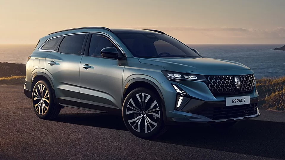 معرفی رنو اسپاس 2025