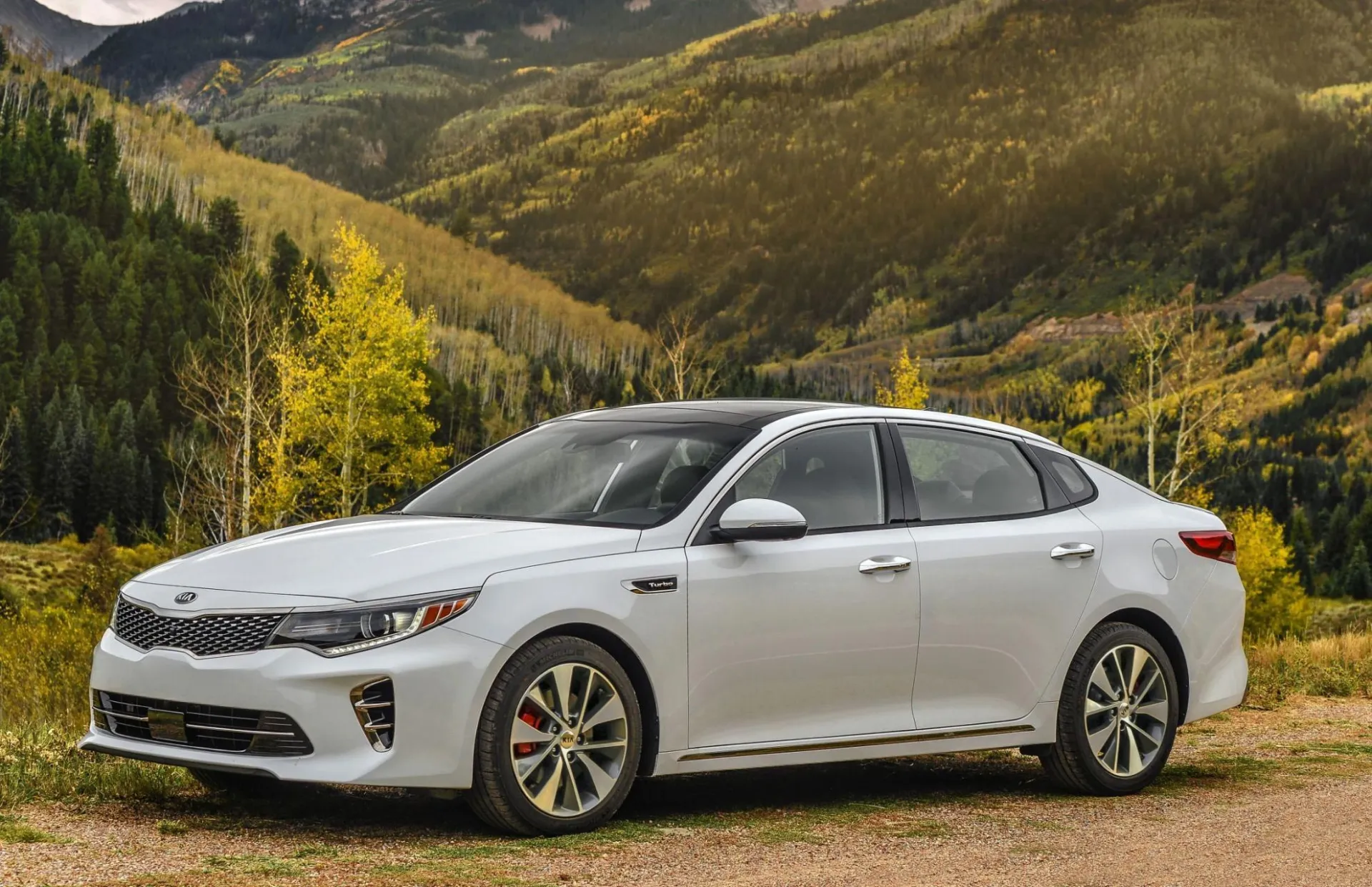 آرزوهایتان را چهارچرخ کنید! خرید قسطی اپتیما با شرایط ویژه!