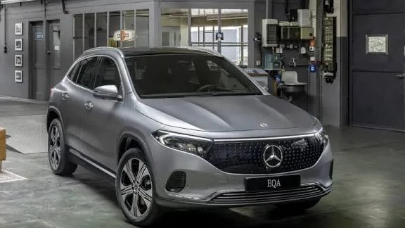 بررسی مرسدس بنز EQA 260 برقی راسا موتور خاورمیانه