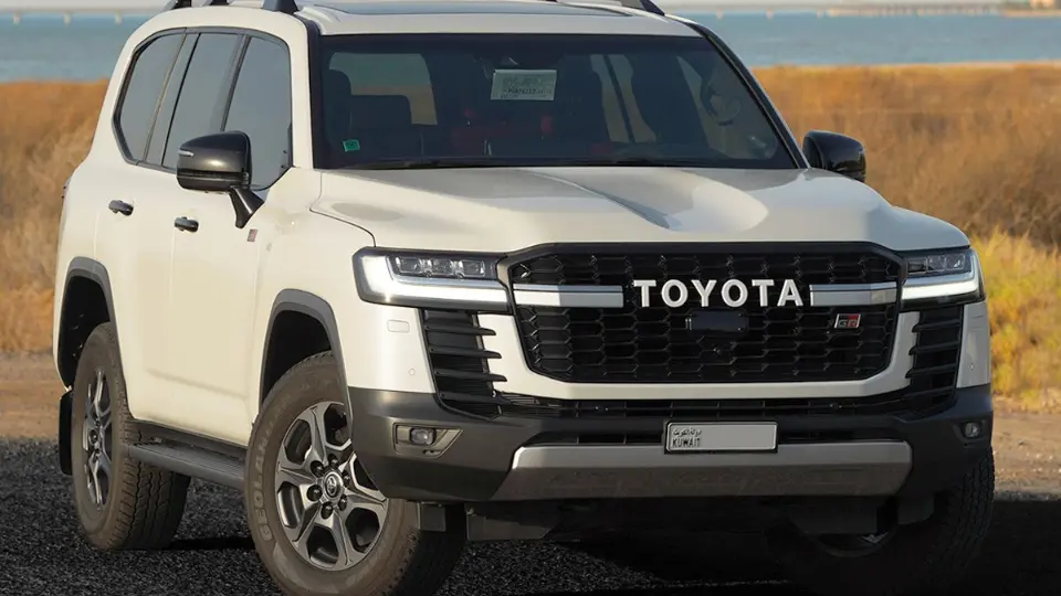 بررسی تویوتا لندکروزر سری 300 وارداتی