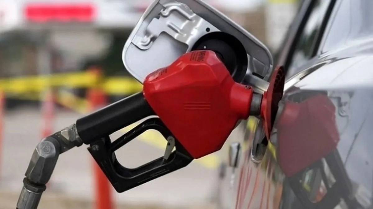 سهمیه بنزین مالکان چند خودرو چگونه اختصاص داده می شود؟