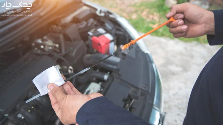 اگر روغن موتور زیاد ریخته شود چه اتفاقی می‌افتد؟