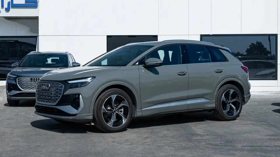 بررسی آئودی Q4 ای ترون معین خودرو ایرانیان (Audi Q4 e-tron)